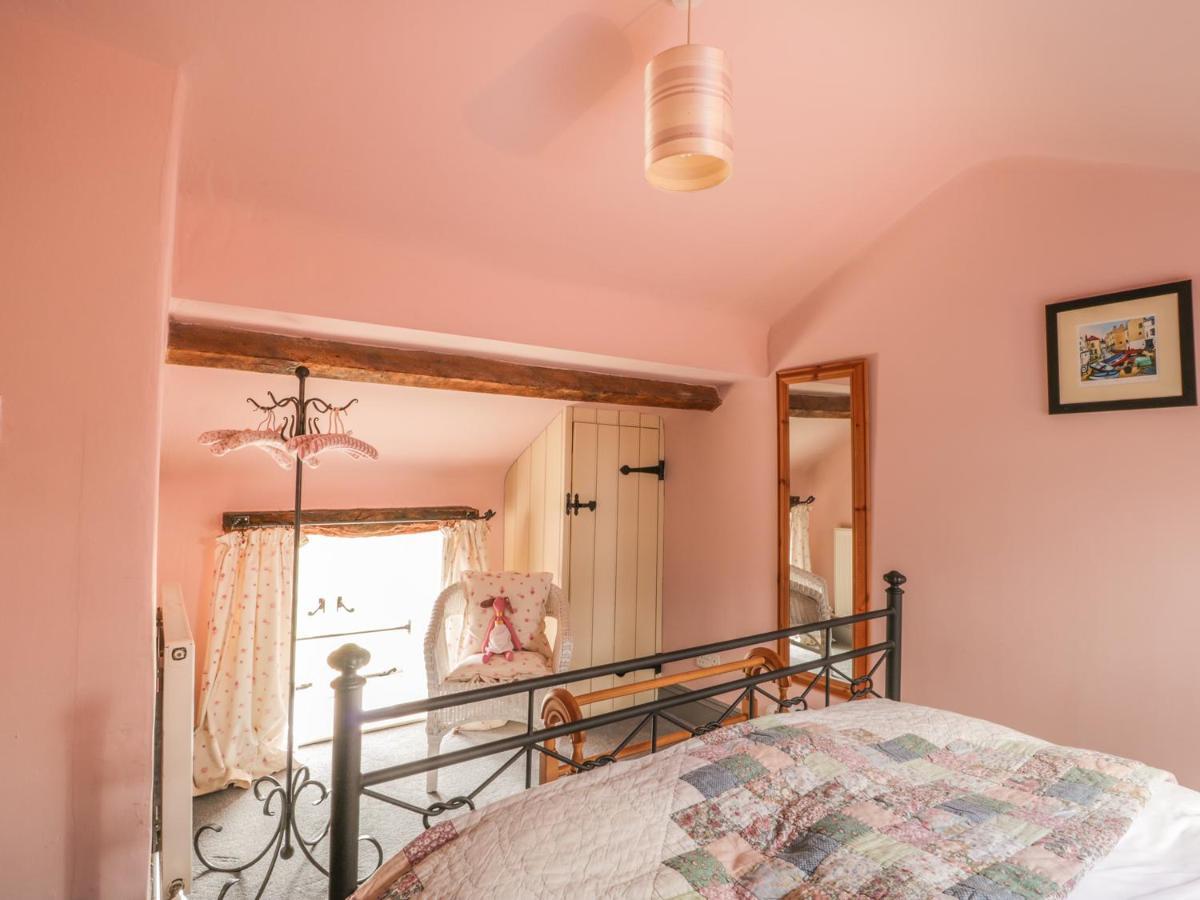 Honey Bee Cottage Scarborough Bagian luar foto